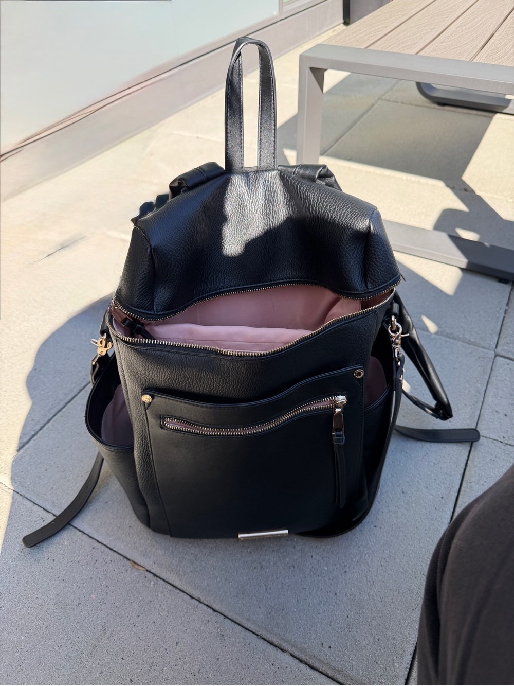Poppy & Peonies Black Women’s Commuter black Backpack with Pink Interior